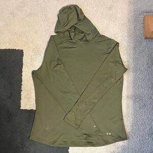 Under Armour Women’s Forest Green Long Sleeve Heat Gear Hoodie